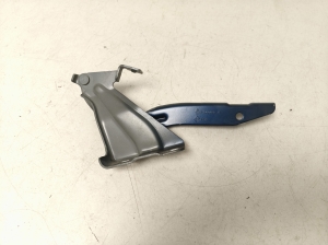 RENAULT Kadjar (2015–2026) Hood hinge 654002708R - 3