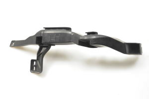 Front bumper bracket - 13423699
