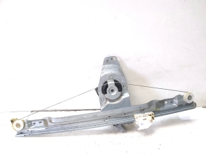 Citroen C4 Picasso (2007–2013) Rear side door window regulator 401786A8 - 3