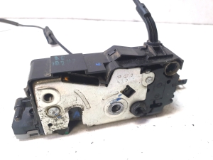 Rear side door lock - 24099158