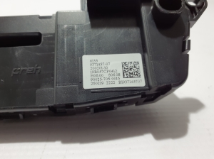 BMW X1 F48 (2015–2022) Display switch 9371457 - 2