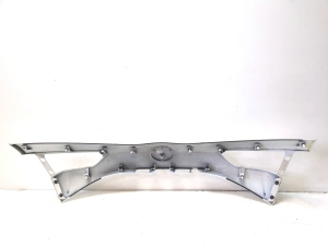 TOYOTA Yaris (2011–2020) Tagaluugi liist 768110DA30 - 3