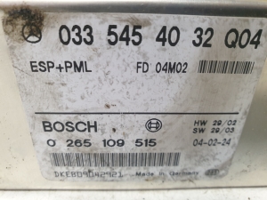 Mercedes Benz E-Class W211 (2002–2009) Relais ABS-Block 0335454032Q04 - 3