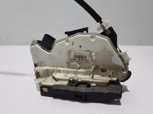 Volkswagen Amarok I (2010–2022) Front door lock 5N1837016C - 3