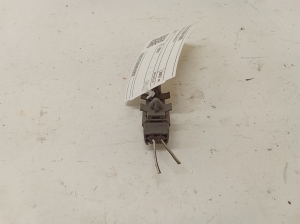 Mazda 3 (2003–2009) Outside temperature sensor L7641 - 2