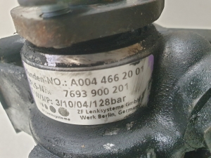 Mercedes Benz E-Class W211 (2002–2009) Servopumpe A0044662001 - 3