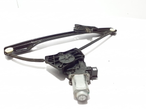Volkswagen Amarok I (2010–2022) Priekšējo durvju logu pacēlājs 2H0837401C - 4