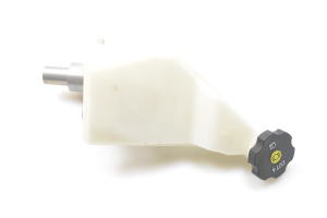 Opel Astra K (2015–2021) Brake master cylinder 32669335 - 3