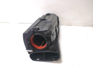 Mercedes Benz E-Class W211 (2002–2009) Luftfiltergehäuse A6460901101 - 4