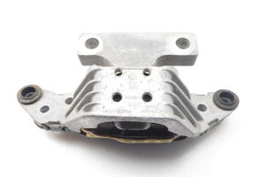 Opel Astra K (2015–2021) Engine mount 13363900 - 3
