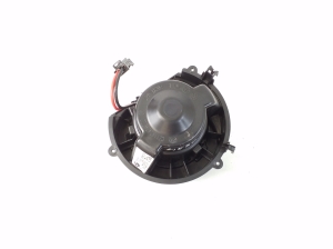 Mini Countryman F60 (2016–2026) Salongi puhuri mootor 9297752 - 3