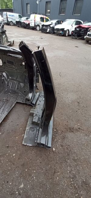 AUDI A3 8V (2012–2020) Center pillar 8V5809840 - 2