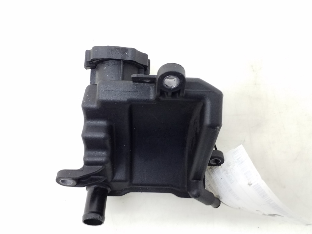 MERCEDES-BENZ E-Class W212/S212/C207/A207 (2009-2016) Servostyringspumpetank A0004602283 20983698