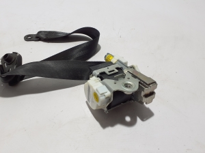 Volkswagen Amarok I (2010–2022) Eesmine turvavöö 2H0857806C - 2