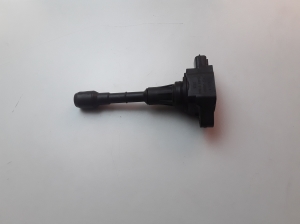 Infiniti M37 Y51 (2011–2026) Ignition coil 22448EY00A - 3