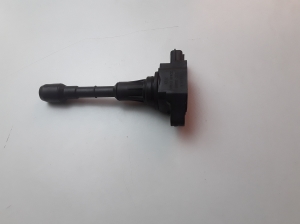 Infiniti M37 Y51 (2011–2026) Ignition coil 22448EY00A - 3