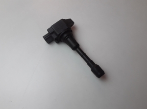 Infiniti M37 Y51 (2011–2026) Ignition coil 22448EY00A - 4