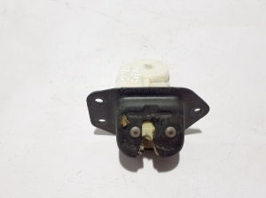 RENAULT Koleos (2007–2016) Trunk lid lock 90502EN00A - 2