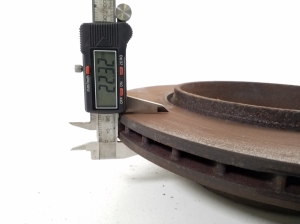 BMW X3 E83 (2003–2010) Rear brake disc 3332217 - 2