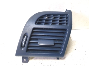 Dashboard air vent grilles - 2118300654