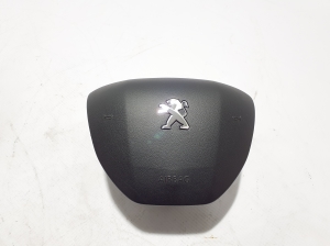 Steering wheel airbag - 98072114