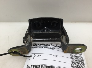 NISSAN Navara (2005–2015) Rear side door upper hinge - 3