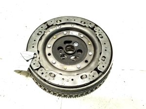 Volant moteur - 123101804R