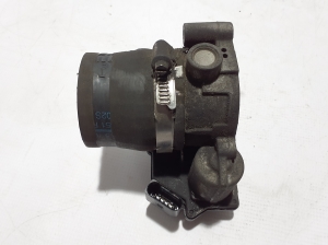 Volkswagen Amarok I (2010–2022) Drosselklappe 03L128063H - 3