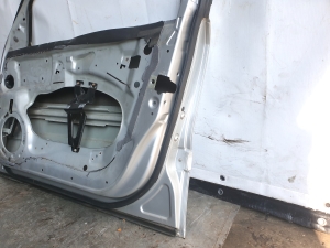 Mercedes Benz E-Class W211 (2002–2009) Front door - 3