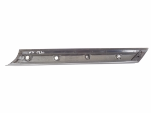 Mini Countryman F60 (2016–2026) Windshield pillar outer molding 7390103 - 4