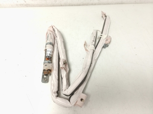 Opel Astra K (2015–2021) Katuse turvapadi 39058589 - 4