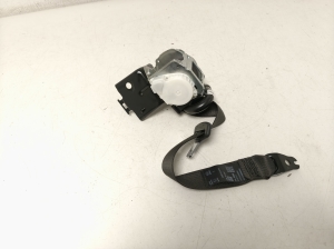 Opel Astra K (2015–2021) Rear seat belt 39059589 - 2