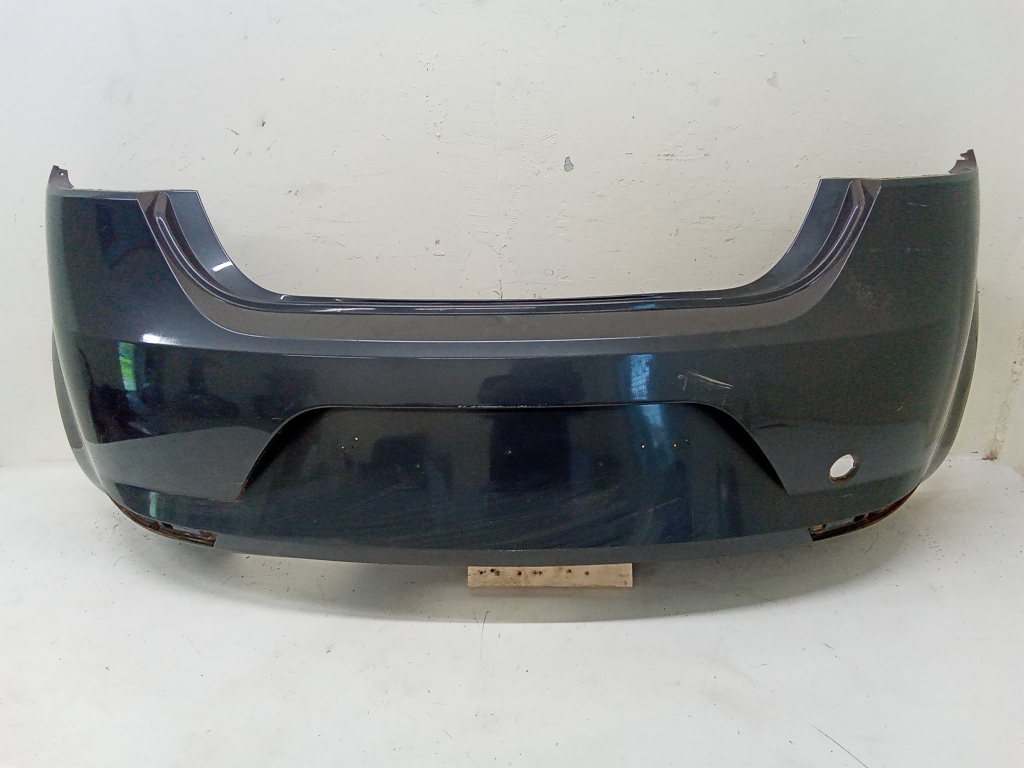 Seat Leon (2005–2012) Heckstoßstange 1P0807421 Seat Leon (2005–2012) Heckstoßstange 1P0807421