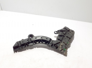 VOLVO V60 (2018–2026) Rear bumper bracket 31455501 - 4