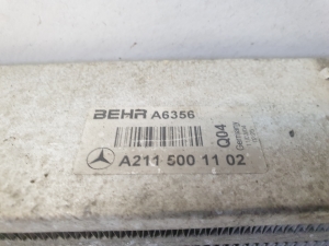 Mercedes Benz E-Class W211 (2002–2009) Vahejahuti radiaator A2115001102 - 2