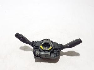 VOLVO V60 (2018–2026) Switch and its parts - 4