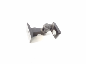   Front door lower hinge  - 7246068 