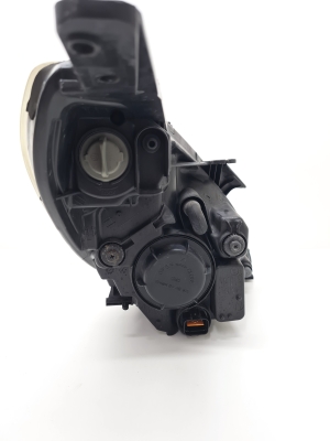 Hyundai i20 (2008–2014) Scheinwerfer vorne 921014P000 - 2