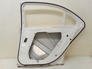 Mercedes Benz S-Class 222 (2013–2020) Rear side doors A2227320210 - 4