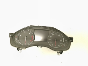 Kombiinstrument - 4G8920950N