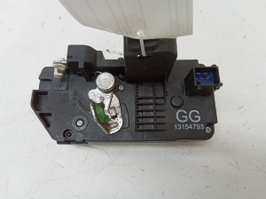 Opel Meriva (2003–2010) Rear side door lock 13154793 - 2