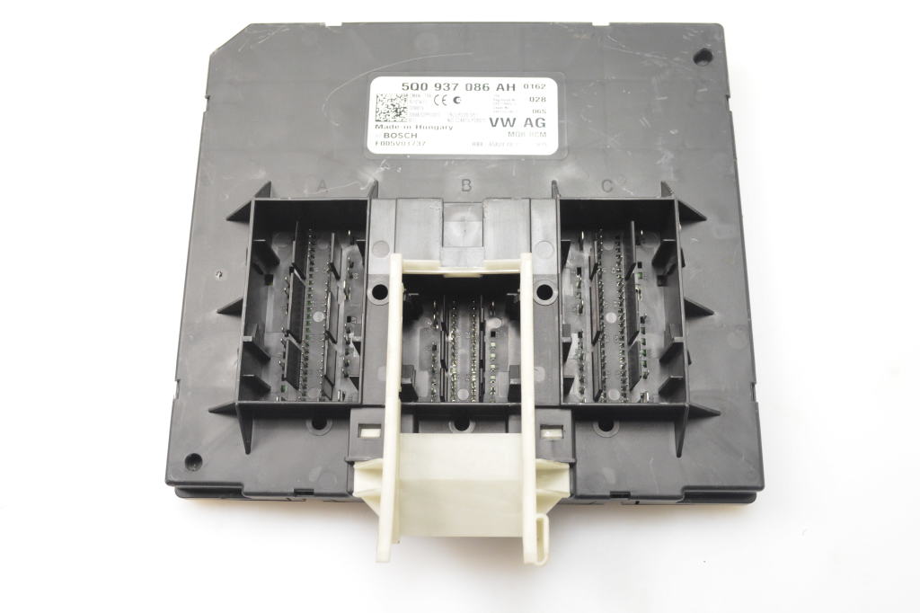 Volkswagen Golf VII (2012–2026) Komforta bloks 5Q0937086AH Volkswagen Golf VII (2012–2026) Komforta bloks 5Q0937086AH
