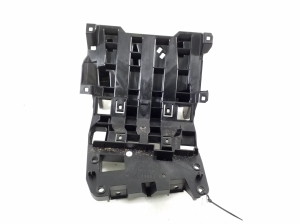 Sonstiger Halter - 4KL864261