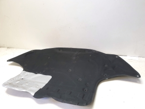 Mercedes Benz E-Class W211 (2002–2009) Kapoti heliisolatsioon A2116820726 - 2