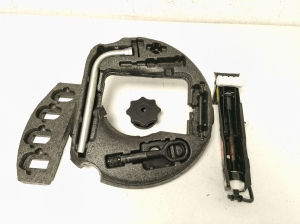 AUDI A6 C7 (2011–2018) Wagenheber 4G0011031F - 2
