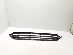 Front bumper lower grille - 31663497