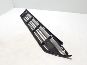 VOLVO XC90 (2015–2024) Front bumper lower grille 31663497 - 2