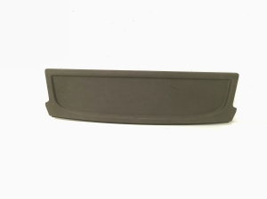   Parcel shelf  -  