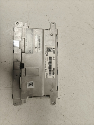 AUDI A5 (2007–2016) Screen 8R0919604A - 3