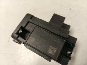 AUDI A5 (2007–2016) Ignition switch 8K0909131D - 4